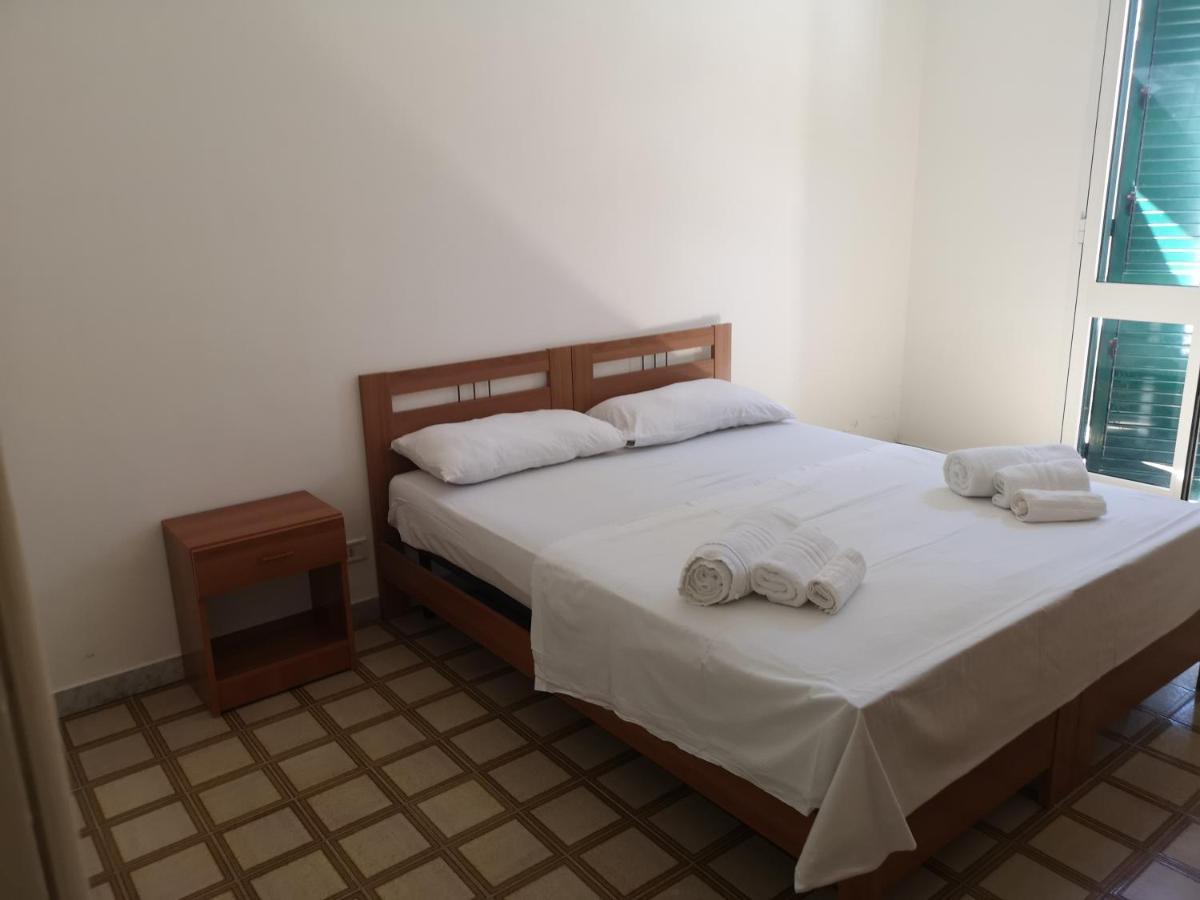 Frontemare Davide Apartment *
